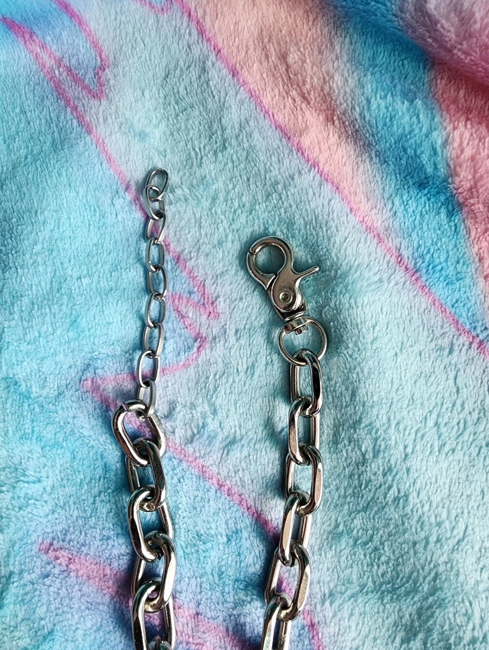 LOVE ROKZ Silver Pendulum In White Magic 🔮 - Picture 2 of 6